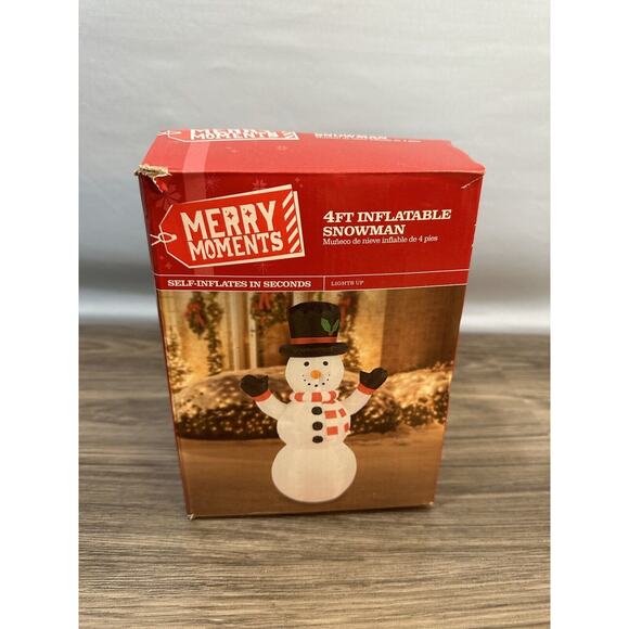 NEW Merry Moments 4ft SeIf Inflatable Christmas Snowman Lighted Yard Decor 2018 - Picture 1 of 7